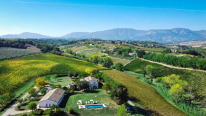 LA CASA NEI VIGNETI 10, Emma Villas